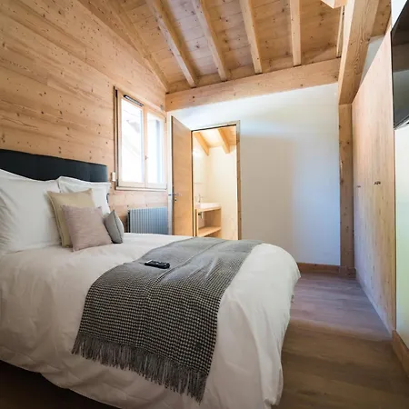 Nice Chalet With Fireplace In Megeve *
